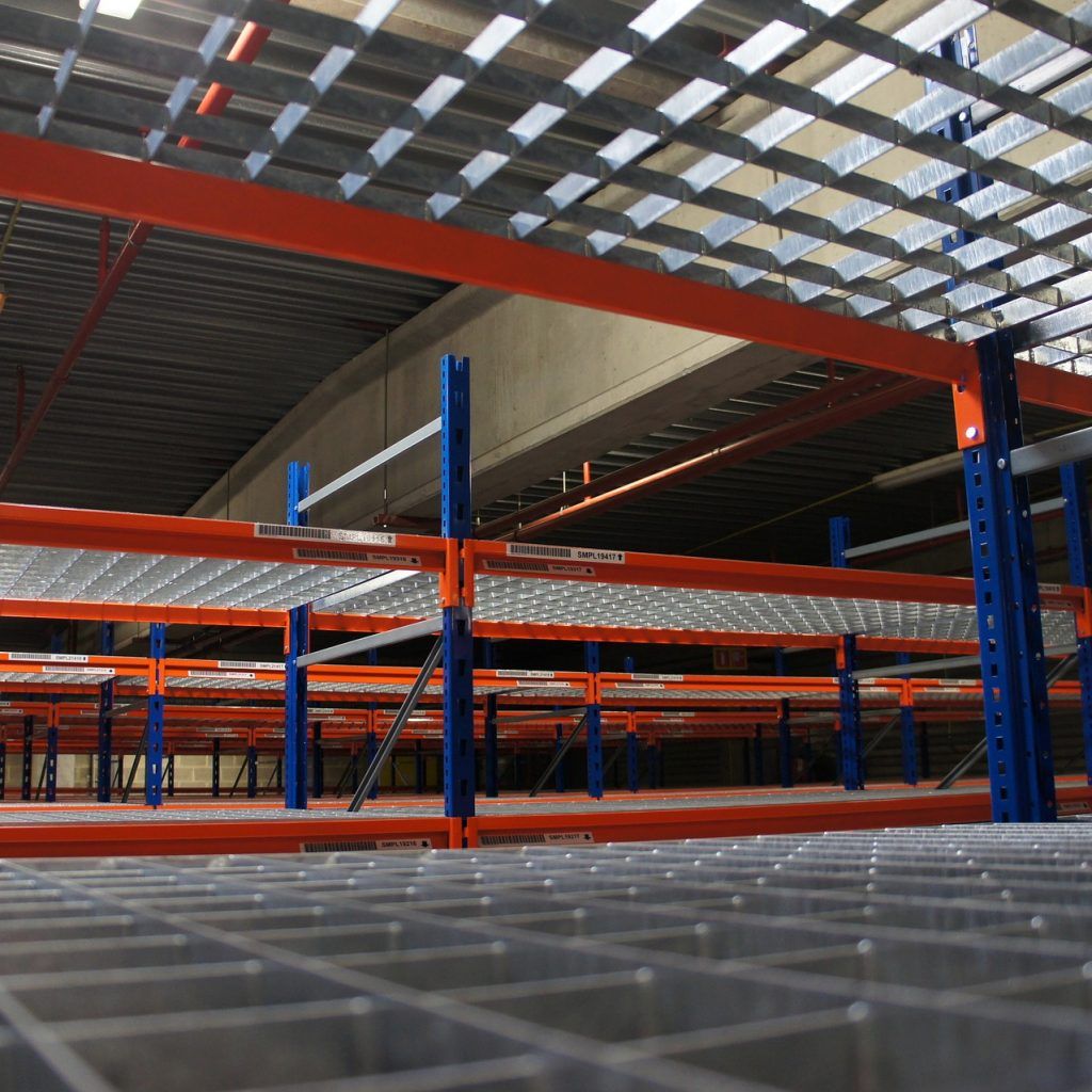 Irm Racks IRM | Contacto